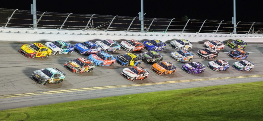 nascar-insider-doubles-down-on-‘win-and-you’re-in’-playoff-format-after-epic-daytona-finish