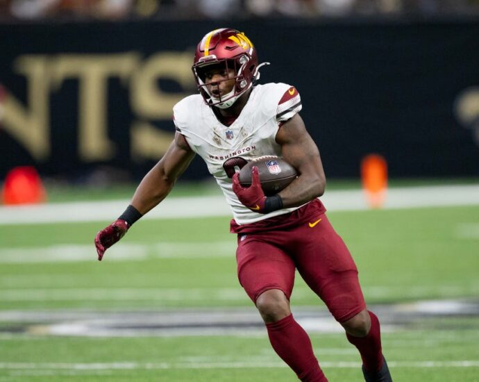 49ers-release-wr-to-make-room-for-newly-acquired-rb
