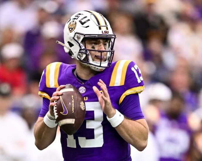 lsu's-garrett-nussmeier-earns-no.-18-jersey,-becomes-first-tiger-since-2003-with-honor