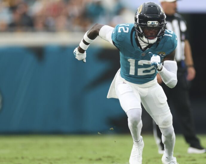 travis-hunter-practicing-at-full-speed,-ready-to-play-both-ways-in-week-one