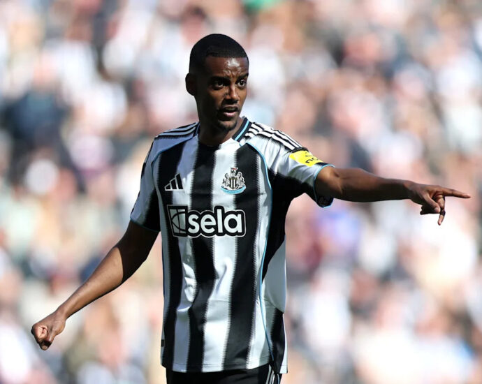 liverpool-reportedly-reaches-deal-to-sign-newcastle's-alexander-isaak-for-$176-million