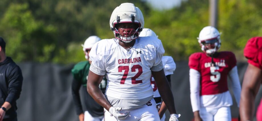 injury-report:-freshman-ol-to-make-south-carolina-debut-saturday