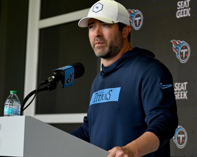 titans-reacts-survey-week-2