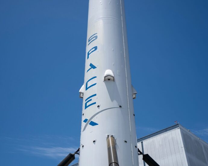 SpaceX Strengthens 5G Push with $17B Spectrum Have Deal