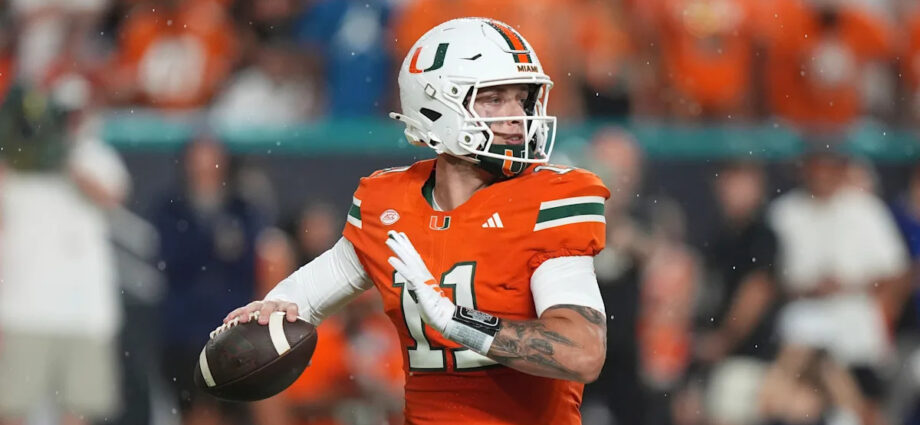 heisman-trophy-odds,-betting:-miami-(fl)-qb-carson-beck-is-new-heisman-betting-favorite