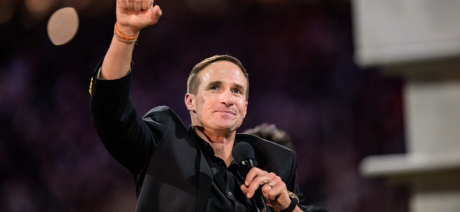 drew-brees-will-work-as-a-guest-analyst-for-fox-this-weekend