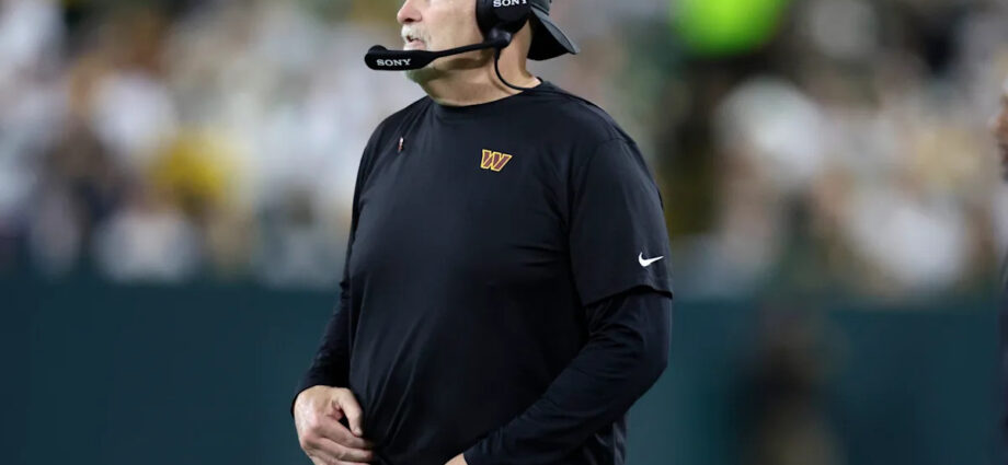 commanders-coach-dan-quinn-bloodied-in-sideline-collision-with-marcus-mariota