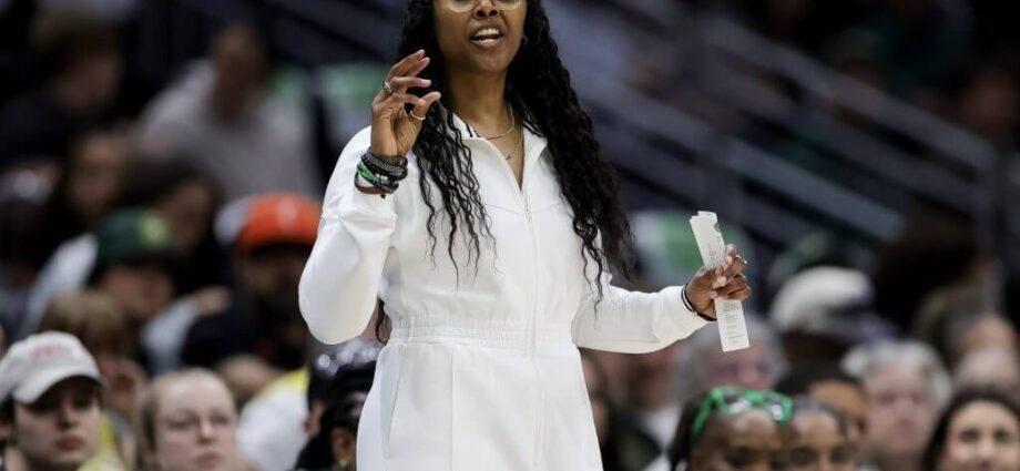 seattle-storm-announce-coach-noelle-quinn-will-not-return-in-2026