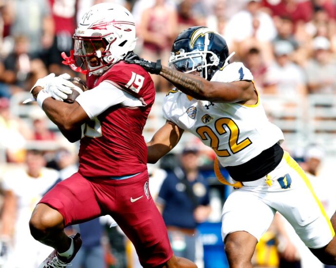 micahi-danzy-named-acc-rookie-of-the-week-after-176-yard-performance