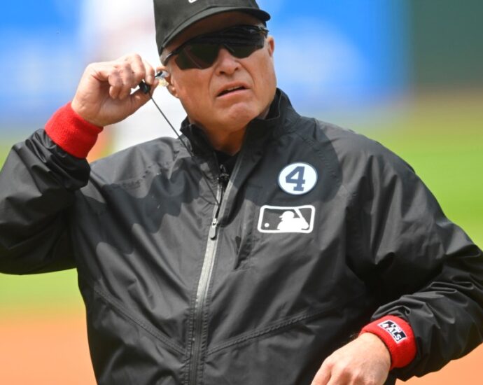 mlb-to-adopt-abs-challenge-system