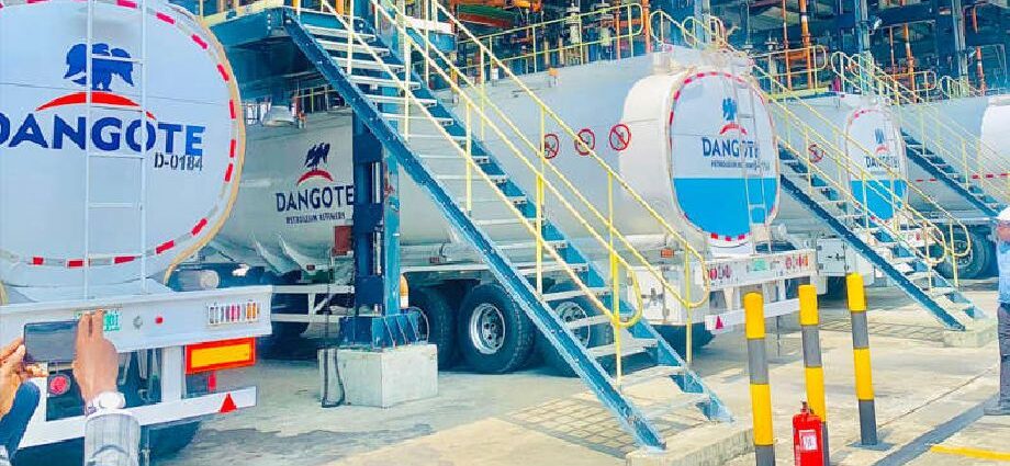 PENGASSAN condemned for claiming Dangote Refinery sacked 800 Nigerians