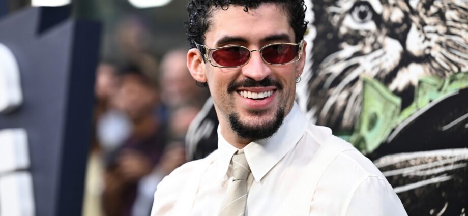 Unhealthy Bunny will headline the 2026 Gigantic Bowl halftime present