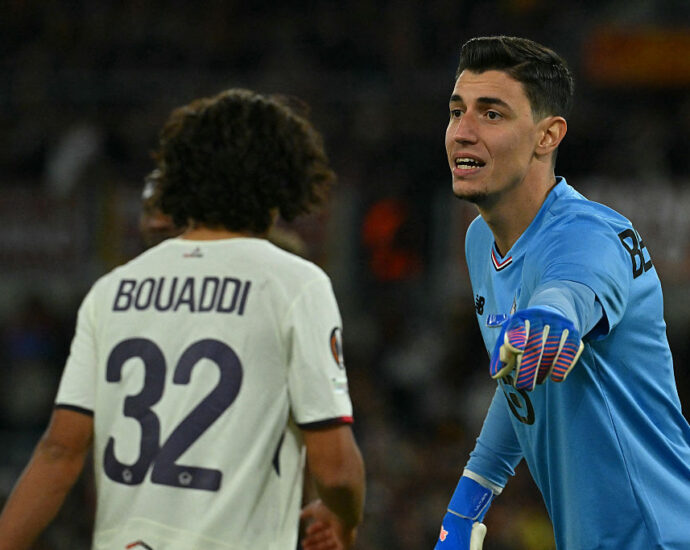 -keeper-nets-own-goal-hat-trick-in-italy,-akturkoglu-the-hero