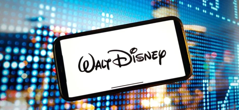 Disney Followers Lose Hundreds in Fraudulent Solana Coin Rip-off