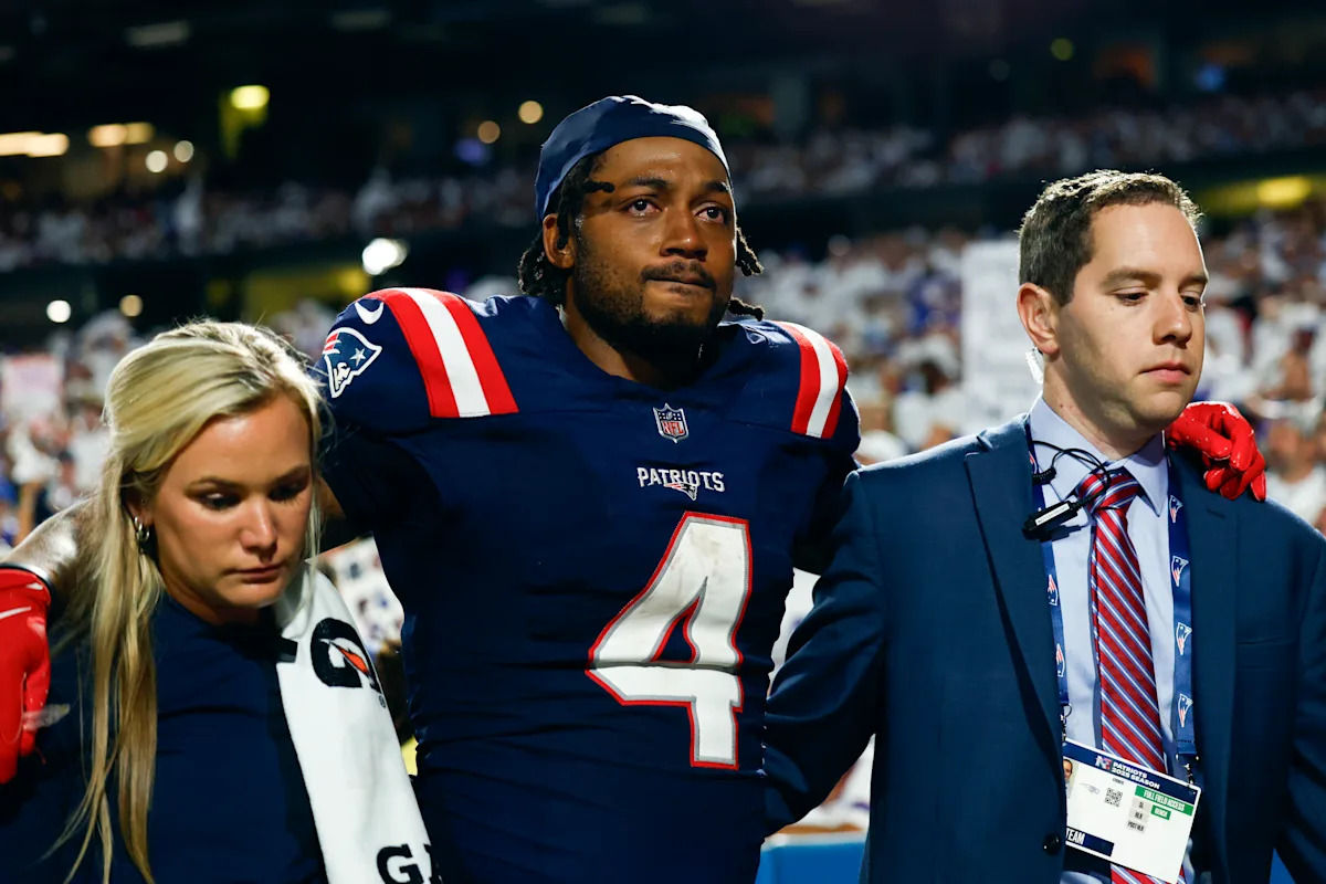 patriots-rb-antonio-gibson-reportedly-out-for-season-with-torn-acl-sustained-vs.-bills