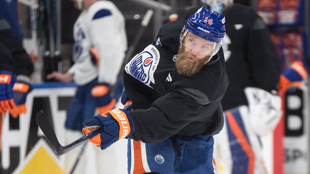 >-defenceman-mattias-ekholm-signs-3-year,-$12m-us-extension-with-oilers