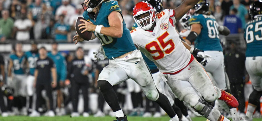 chris-jones-owns-up-to-mistake-in-chiefs’-loss-to-jaguars:-‘it’s-a-teaching-point-for-me,’-he-says
