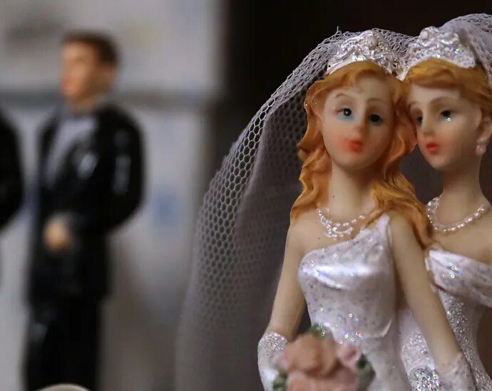 WaPo Profiles Gayest Straight Marriage