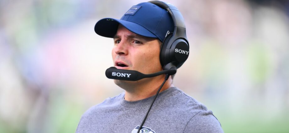 seattle-seahawks-willing-to-trade-pro-bowler-for-young-star