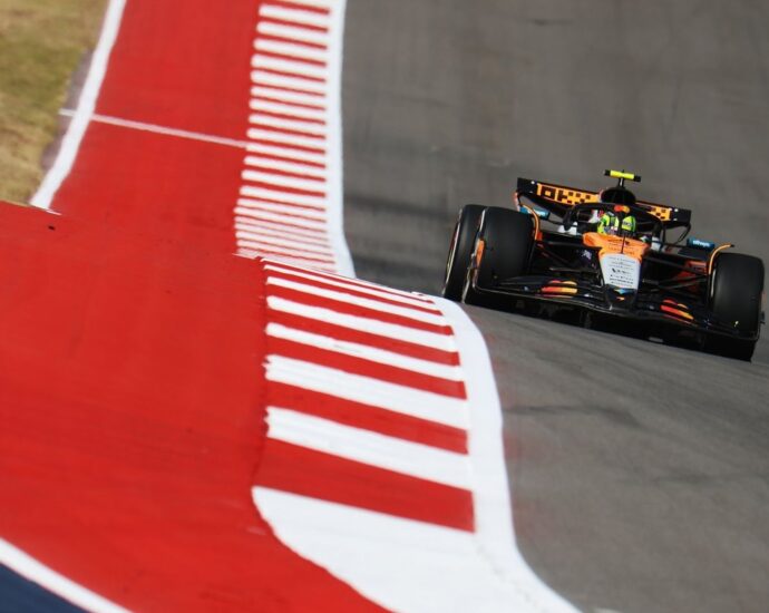 f1-us-gp:-lando-norris-tops-only-practice,-charles-leclerc-hit-by-mechanical-trouble