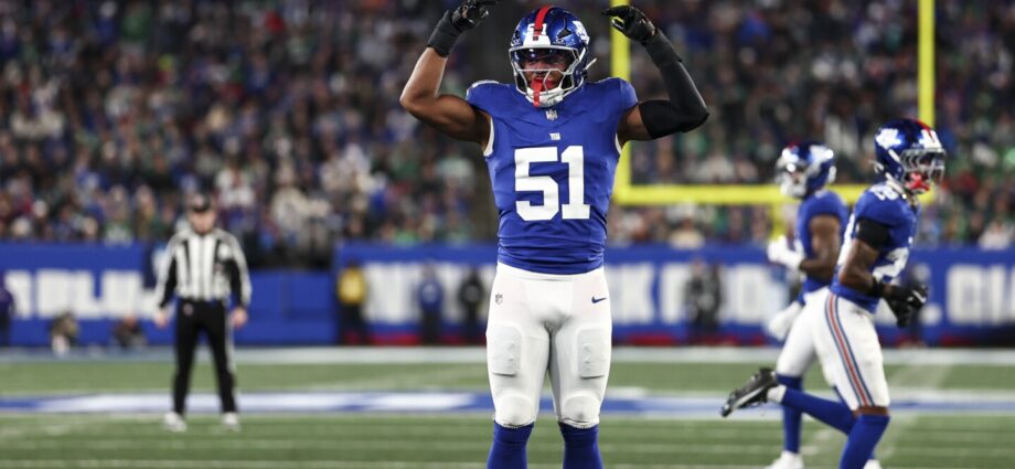 abdul-carter-is-active-for-the-giants