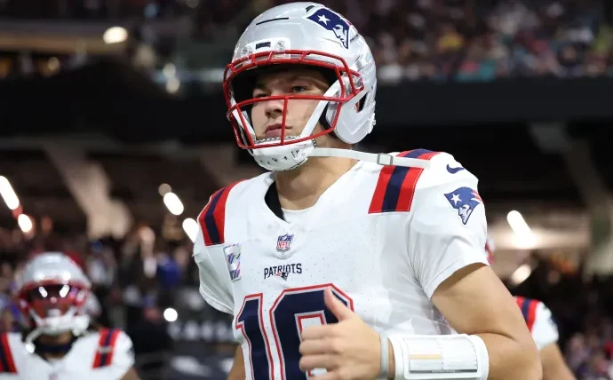 drake-maye-injury-update:-latest-news-on-patriots-qb’s-status-in-week-7-game
