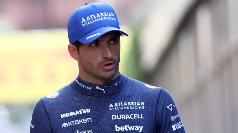 carlos-sainz-earns-grid-penalty-following-kimi-antonelli-clash