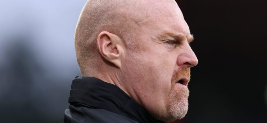 sean-dyche-emerges-as-frontrunner-for-nottingham-forest-job-after-roberto-mancini-turns-down-offer