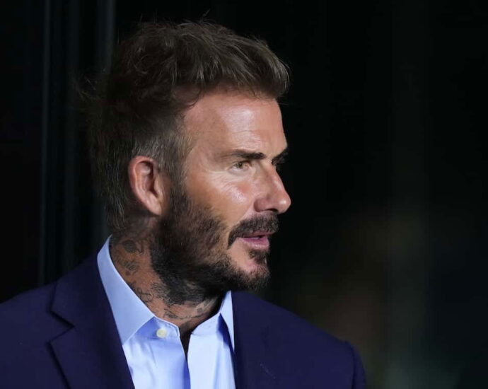 david-beckham:-united-legend-approached-by-uae-group-in-bid-to-buy-club