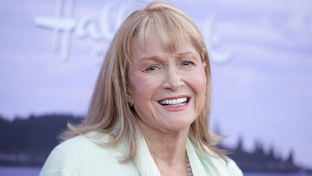 3-time Oscar nominee Diane Ladd dumb at 89