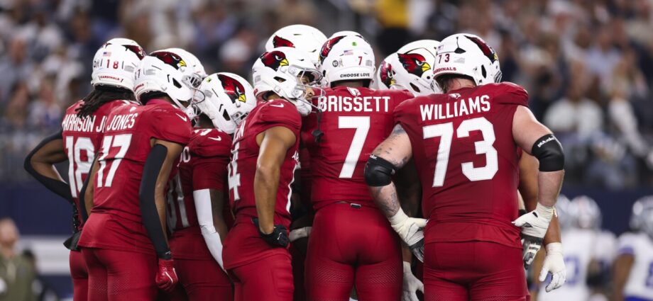 cardinals-tiptoe-through-quarterback-minefield