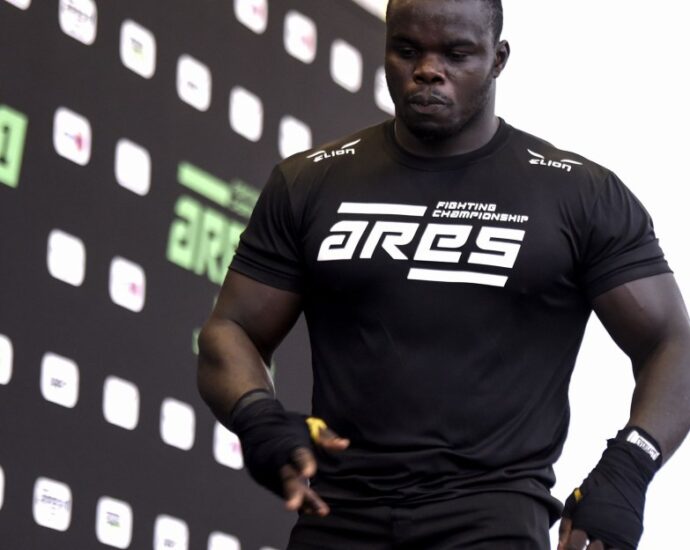 one-heavyweight-champion-oumar-‘reug-reug’-kane-involved-in-‘serious-car-accident’-ahead-of-nov.-16-title-fight