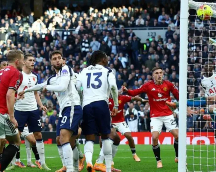 (video)-tottenham-2-2-manchester-united:-de-ligt’s-stoppage-time-header-rescues-point-for-amorim’s-side