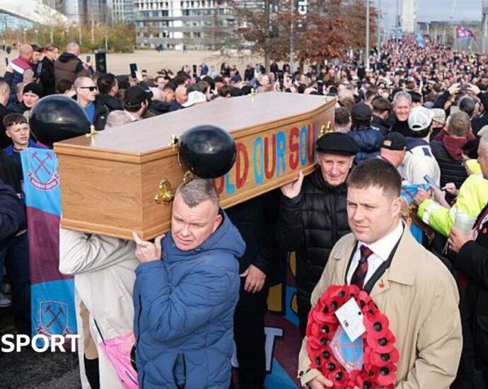 west-ham-‘take-small-step’-with-win-after-fans-protest