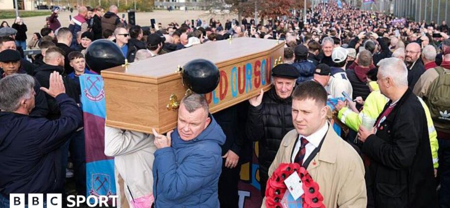 west-ham-‘take-small-step’-with-win-after-fans-protest