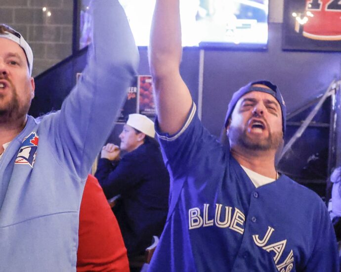 Toronto teenagers’s charity wins gigantic following Jays-Dodgers contention