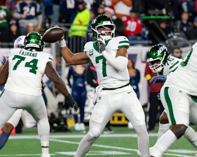 aaron-glenn:-we-have-to-be-better-in-passing-game,-will-evaluate-everything