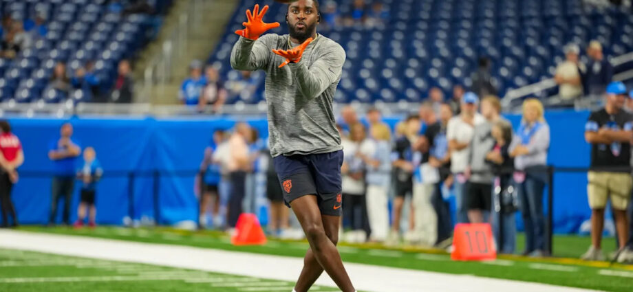 jaylon-johnson-returns-to-practice,-nearing-possible-return-for-bears