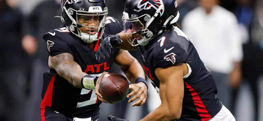 falcons-starting-lineups-for-week-11-game-vs.-carolina-panthers