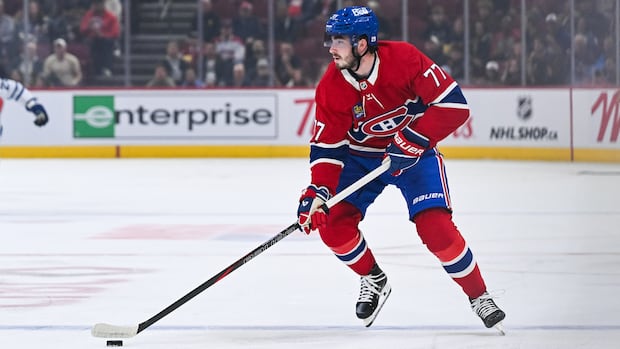 >-canadiens-forward-kirby-dach-out-4-to-6-weeks-with-fractured-foot