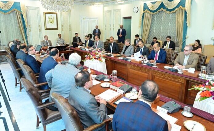 Dawdle trends demonstrate tariff reforms, FBR modernization bearing fruits: PM