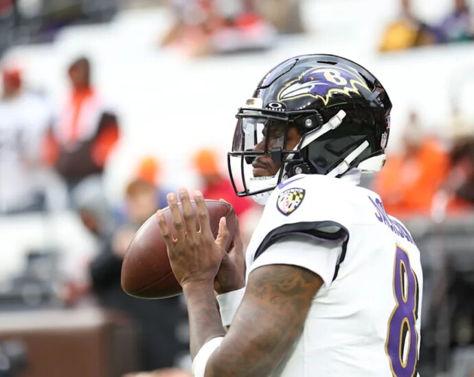 lamar-jackson,-kyle-hamilton-out-of-wednesday-practice