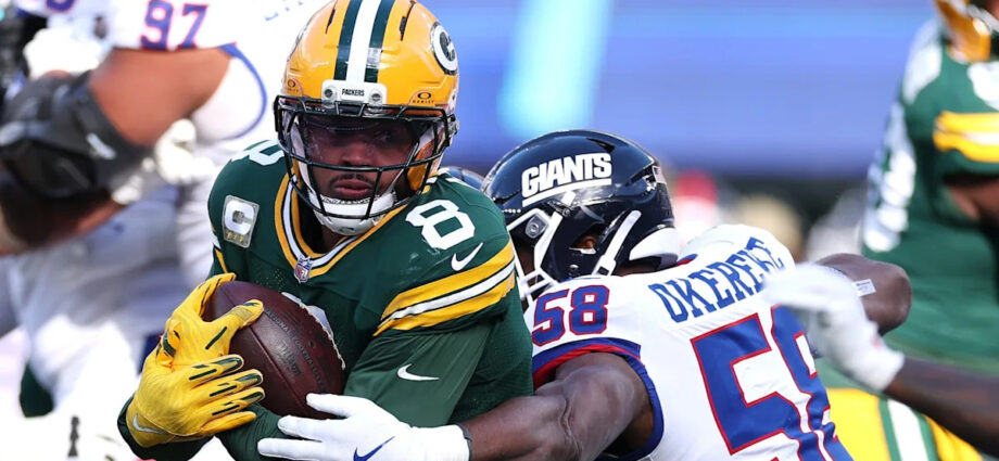 josh-jacobs-back-at-practice-thursday