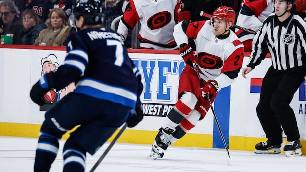 >-hurricanes-edge-jets-4-3-in-nikolaj-ehlers’-return-to-winnipeg