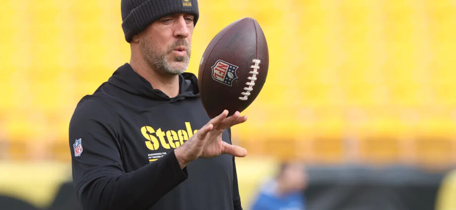 steelers-receive-great-news-on-aaron-rodgers’-injury-ahead-of-week-13