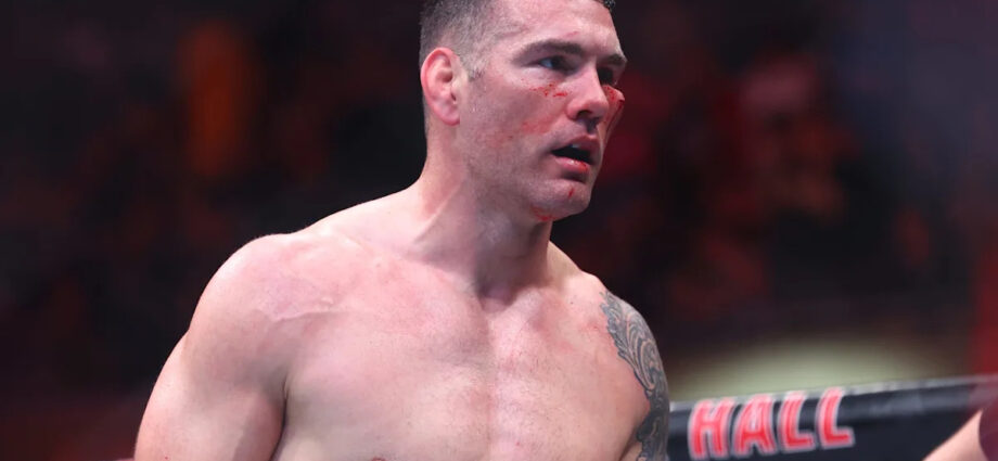 why-chris-weidman-isn’t-boxing-anderson-silva-on-paul-vs.-joshua-card