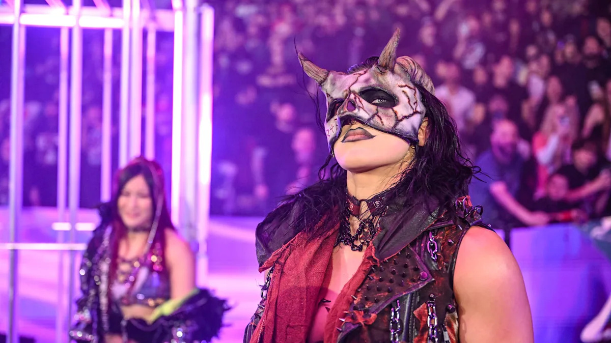 wwe-survivor-series:-the-definitive-guide-to-the-greatest-wargames-matches-ever