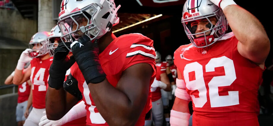 nfc-south-mock-draft:-what-picks-fit-the-teams-heading-into-week-13?