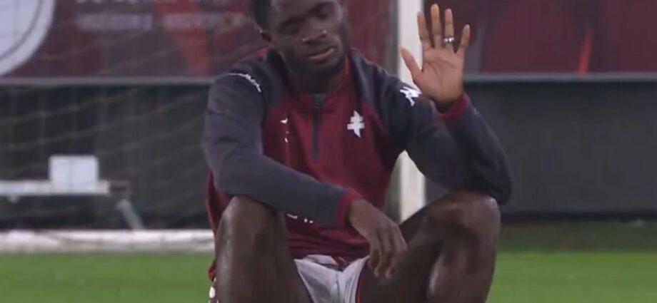 it’s-hilarious:-player-benched,-refuses-to-warm-up—watch-here