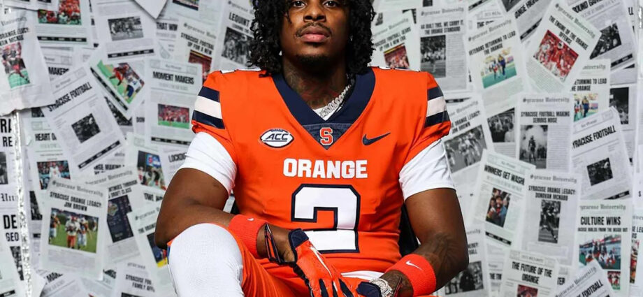 rapper-toosii,-25,-announces-he’s-joining-the-syracuse-university-football-team:-‘i’m-coming-home’